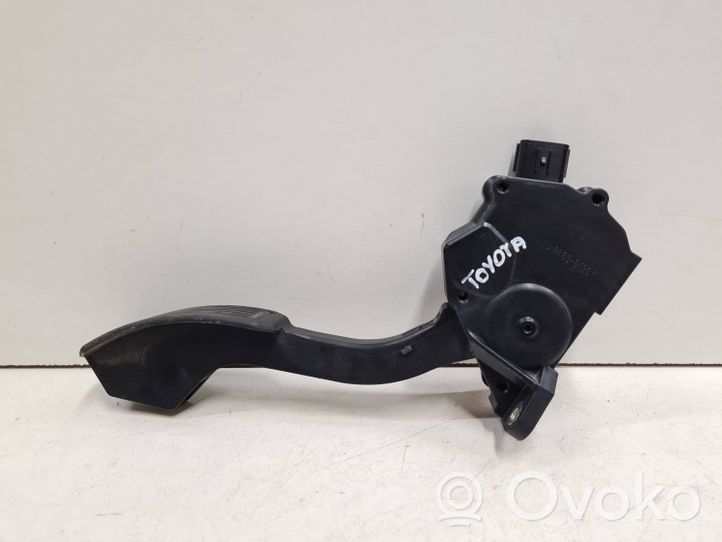 Toyota RAV 4 (XA30) Pedale dell’acceleratore 7811042010