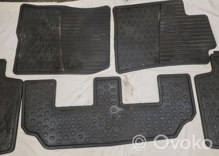 Toyota Corolla Verso AR10 Kit tapis de sol auto 