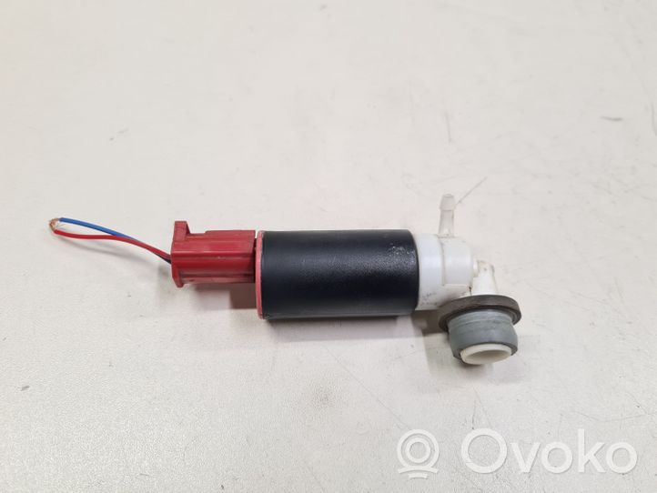 Toyota Corolla Verso E121 Pumpe Scheibenwaschanlage 