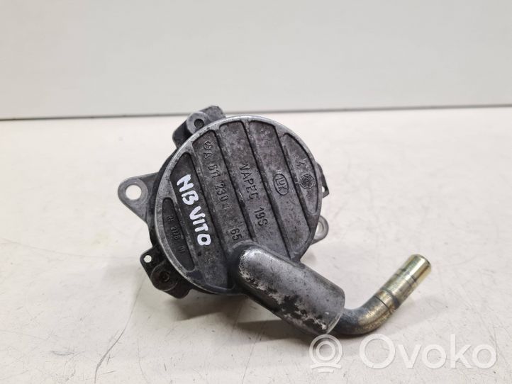 Mercedes-Benz Vito Viano W638 Vacuum pump A6112300165