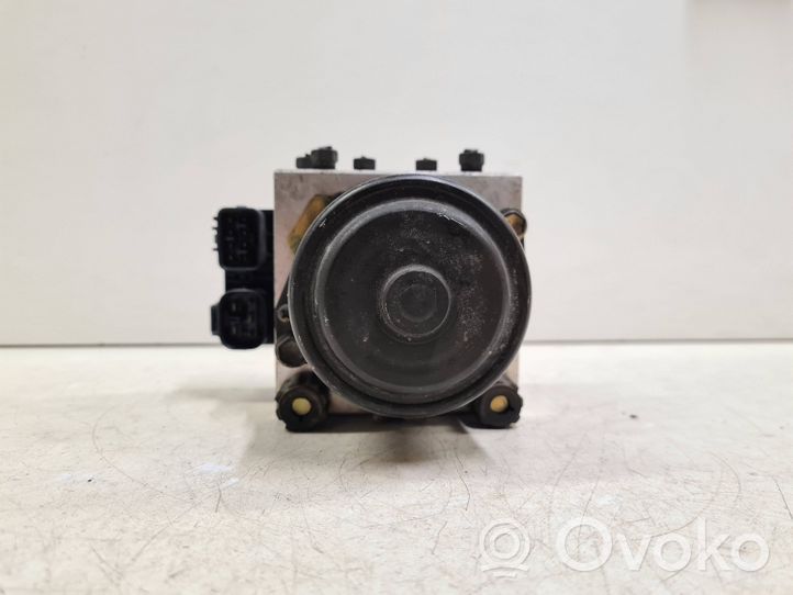 Toyota Hilux (AN10, AN20, AN30) ABS-pumppu 4451035090