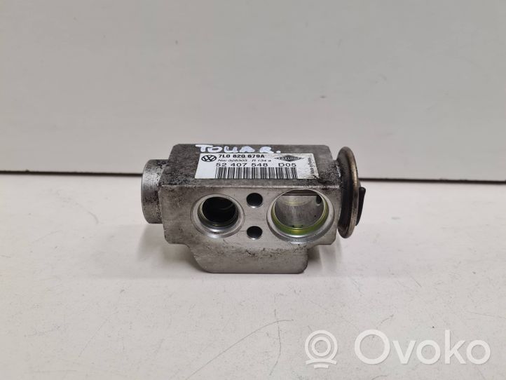 Volkswagen Touareg I Air conditioning (A/C) expansion valve 7L0820679A