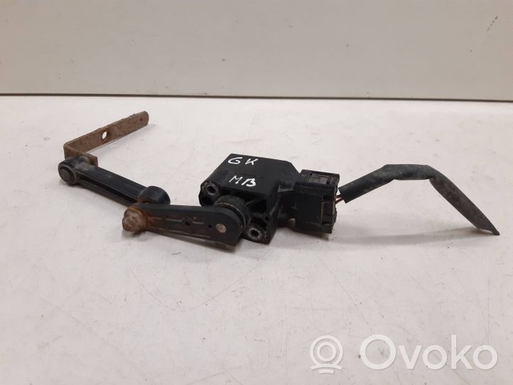 Mercedes-Benz R W251 Sensor de altura del nivel de la suspensión neumática trasera A0105427717