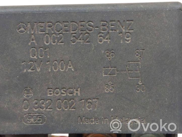 Mercedes-Benz E W211 Relè di ricarica A0025426419