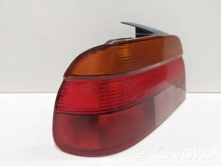 BMW 5 E39 Lampa tylna 8358031