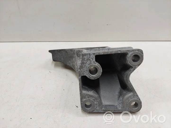 Land Rover Range Rover Sport L320 Engine mounting bracket 4H226037AA