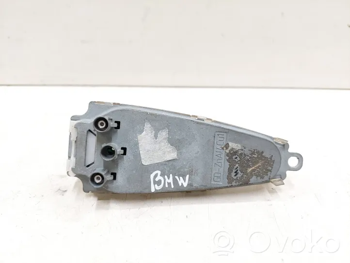 BMW 5 E60 E61 GPS-pystyantenni 691328704