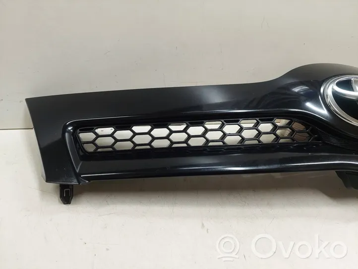 Toyota Corolla Verso E121 Atrapa chłodnicy / Grill 531110F020