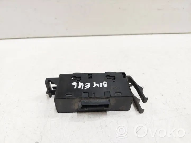 BMW 3 E46 Interruttore di controllo dell’alzacristalli elettrico 61318381514