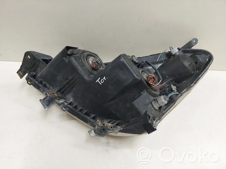 Toyota Corolla Verso E121 Faro/fanale 9073780