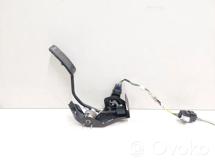 Toyota Avensis T250 Accelerator throttle pedal 8222305060