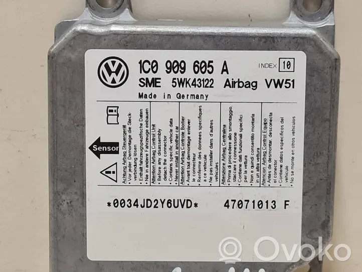 Volkswagen Transporter - Caravelle T5 Module de contrôle airbag 1C0909605A