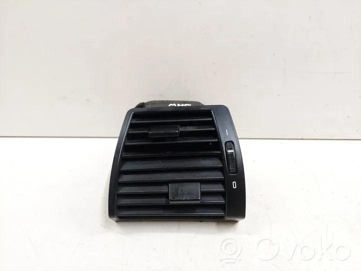 BMW X5 E53 Moldura protectora de la rejilla de ventilación lateral del panel 64228402215