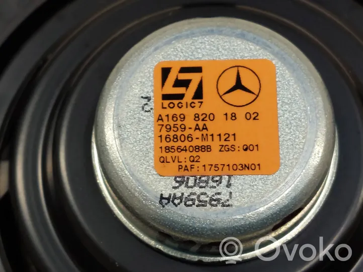 Mercedes-Benz R W251 Garsiakalbis panelėje A1698201802
