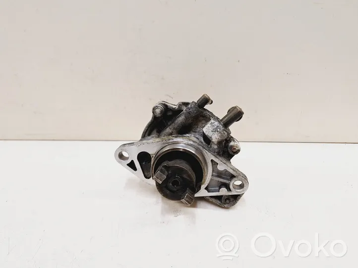 Opel Corsa D Siurblys vakuumo 55193232