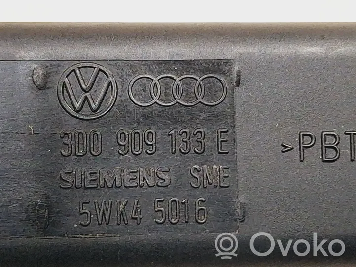 Audi A8 S8 D3 4E Antenna di sistema senza chiave 3D0909133E