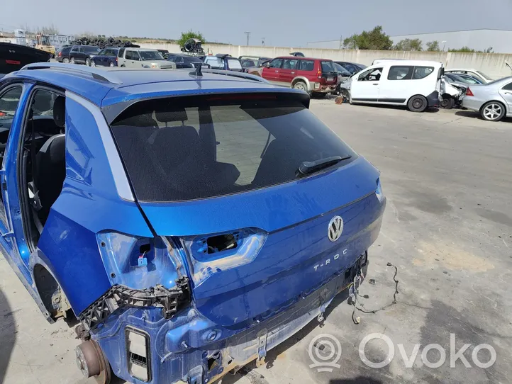 Volkswagen T-Roc Takaluukun/tavaratilan kansi 2GA827025A