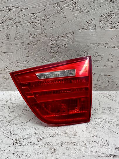 BMW 3 E90 E91 Lampy tylnej klapy bagażnika 4871740