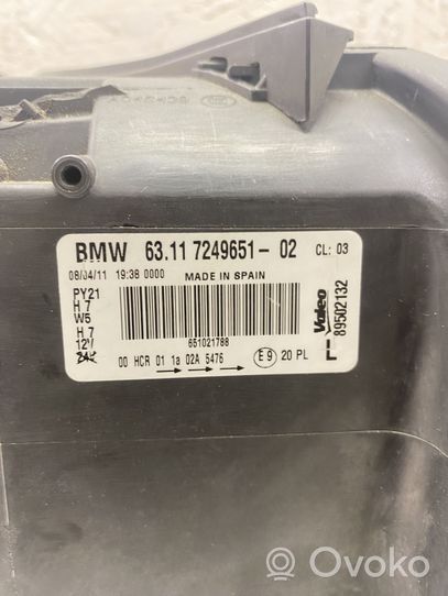 BMW 1 E81 E87 Lampa przednia 7249651