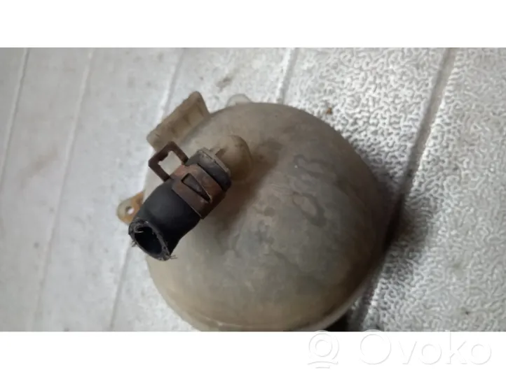 Volkswagen Polo II 86C 2F Coolant expansion tank/reservoir 