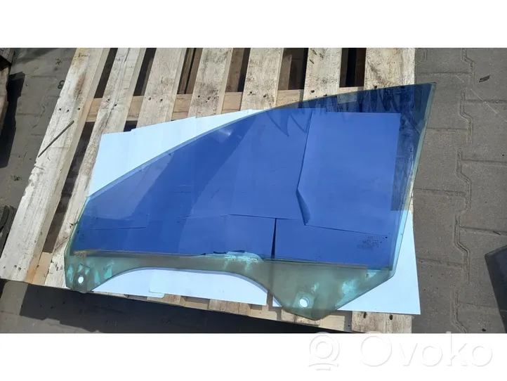 Audi A6 S6 C5 4B Front door window glass four-door 