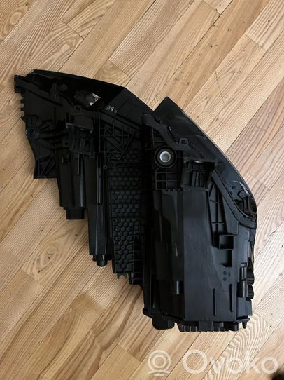 4MB941035 Audi Q8 Headlights/headlamps set, 3600.00 € | RRR 