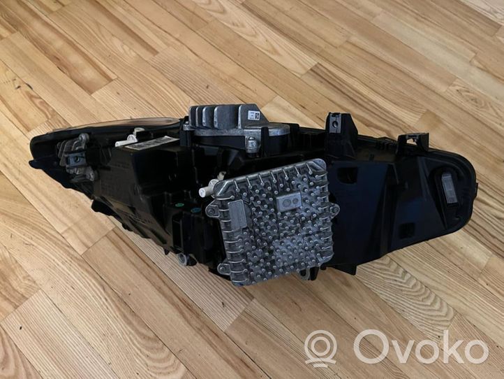 BMW 4 F32 F33 Priekinių žibintų komplektas 6311873870103