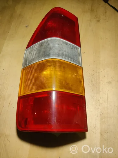 Mercedes-Benz Sprinter W901 W902 W903 W904 Lampa tylna 