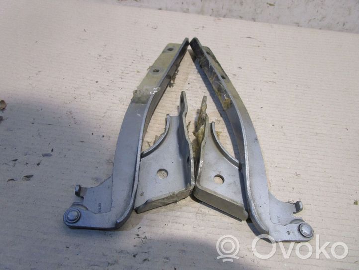 Fiat Grande Punto Engine bonnet/hood hinges 