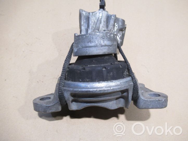 Renault Megane III Support, suspension du moteur 112100021R