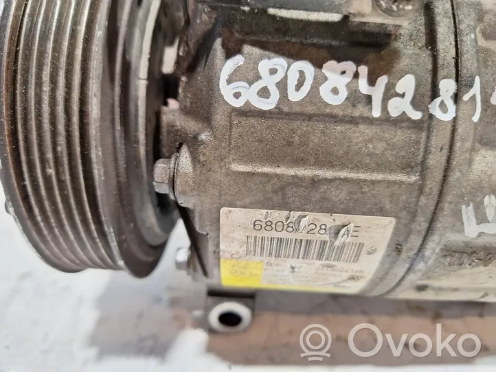 Fiat Freemont Ilmastointilaitteen kompressorin pumppu (A/C) 68084281AE