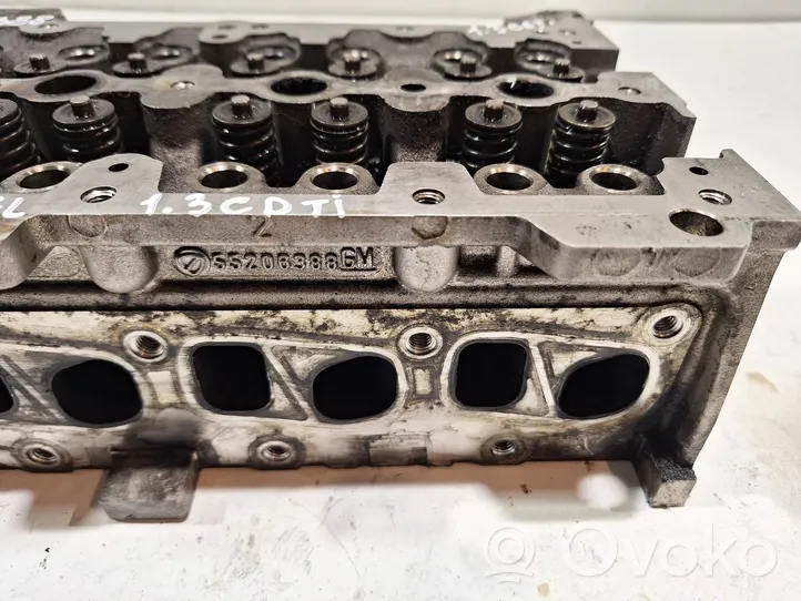 Opel Astra J Engine head 55208388