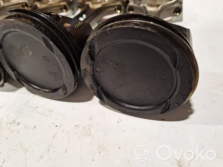 Opel Astra J Piston avec bielle 296