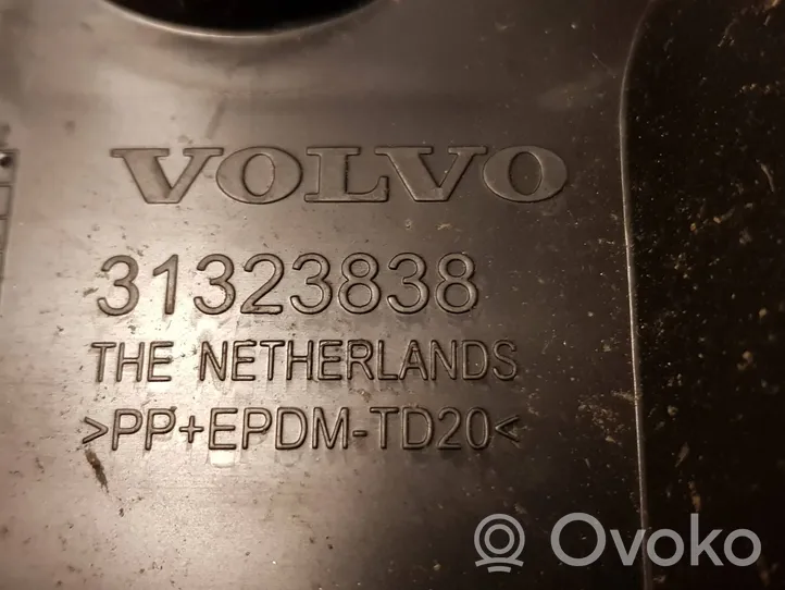 Volvo S60 Galinis laikiklis bamperio 31323838