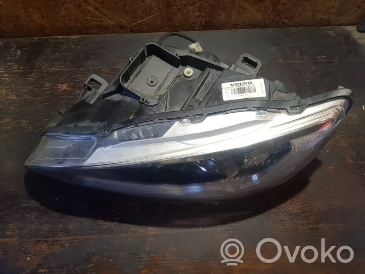 Volvo S60 Faro/fanale 31420271