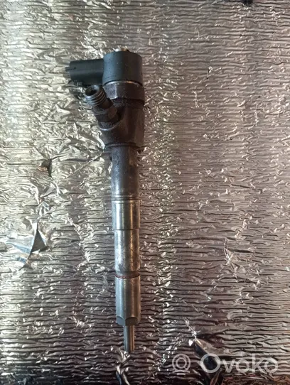 Opel Zafira B Injecteur de carburant 0445110243