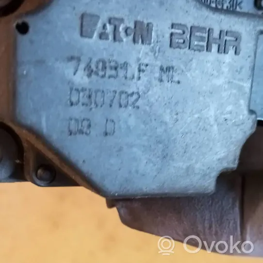Volvo XC90 Moteur / actionneur de volet de climatisation 74931F
