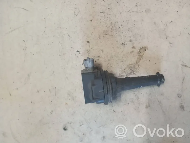 Volvo V70 Bobine d'allumage haute tension 30713417