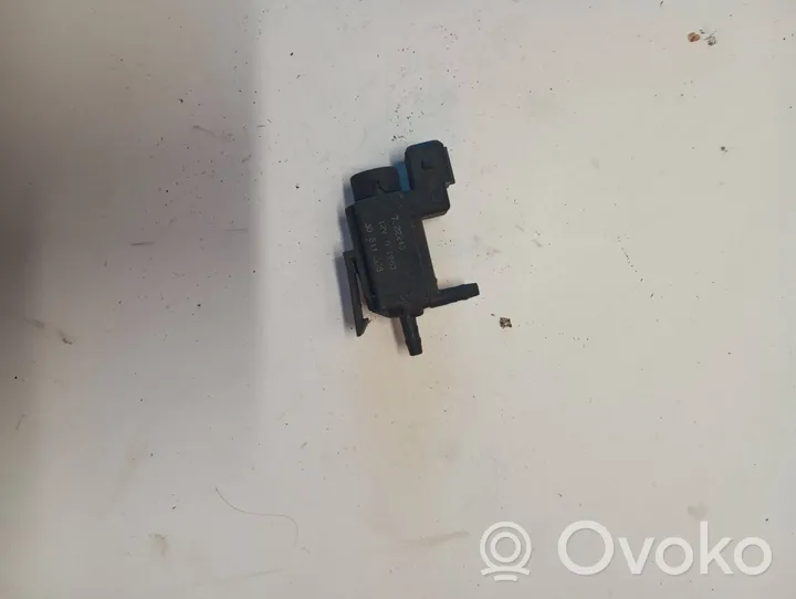 Volvo V70 Turbo solenoid valve 72224010