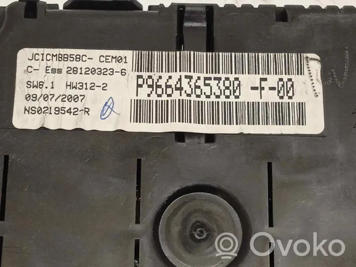 Citroen C4 Grand Picasso Compteur de vitesse tableau de bord P9664365380