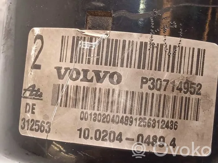 Volvo XC70 ABS-pumppu P30714952