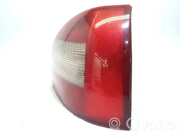 Audi A3 S3 8L Lampa tylna 8L0945096