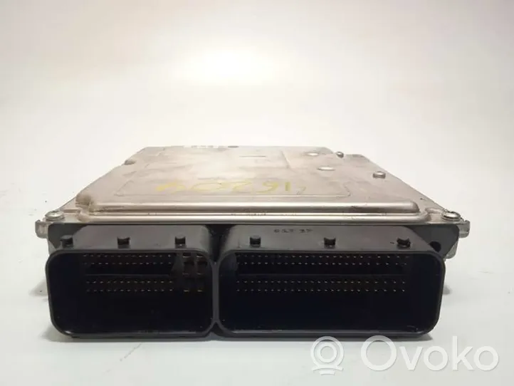 BMW 1 E81 E87 Sterownik / Moduł ECU 7797217