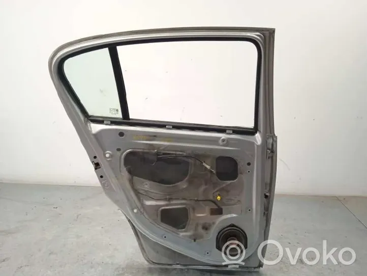 Opel Corsa D Galinės durys 93189342