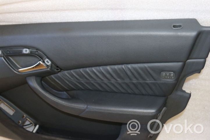 Mercedes-Benz S W220 Garniture de panneau carte de porte avant A2207204070