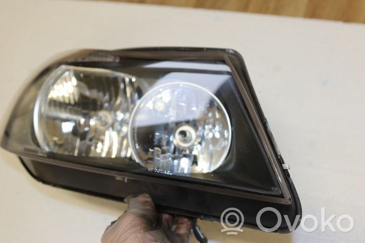 BMW 3 E90 E91 Lampa przednia 89311650