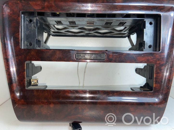 Audi A8 S8 D2 4D Panelės apdailos skydas (centrinis) 4D0820325