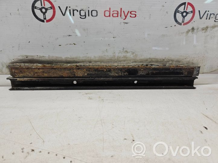 Ford Transit Front door window glass four-door 43R00003