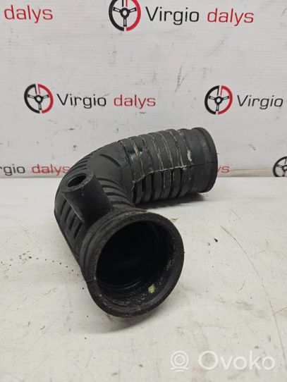 Mercedes-Benz Sprinter W901 W902 W903 W904 Tuyau d'admission d'air turbo A9015280907