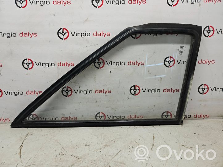 Mercedes-Benz Sprinter W901 W902 W903 W904 Rear side window/glass 43R001025